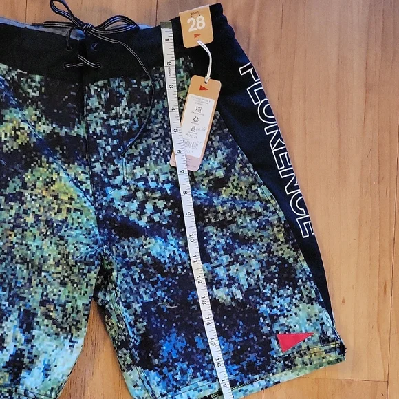 Men's Blue Camo Swim Shorts - Picture 5 of 7